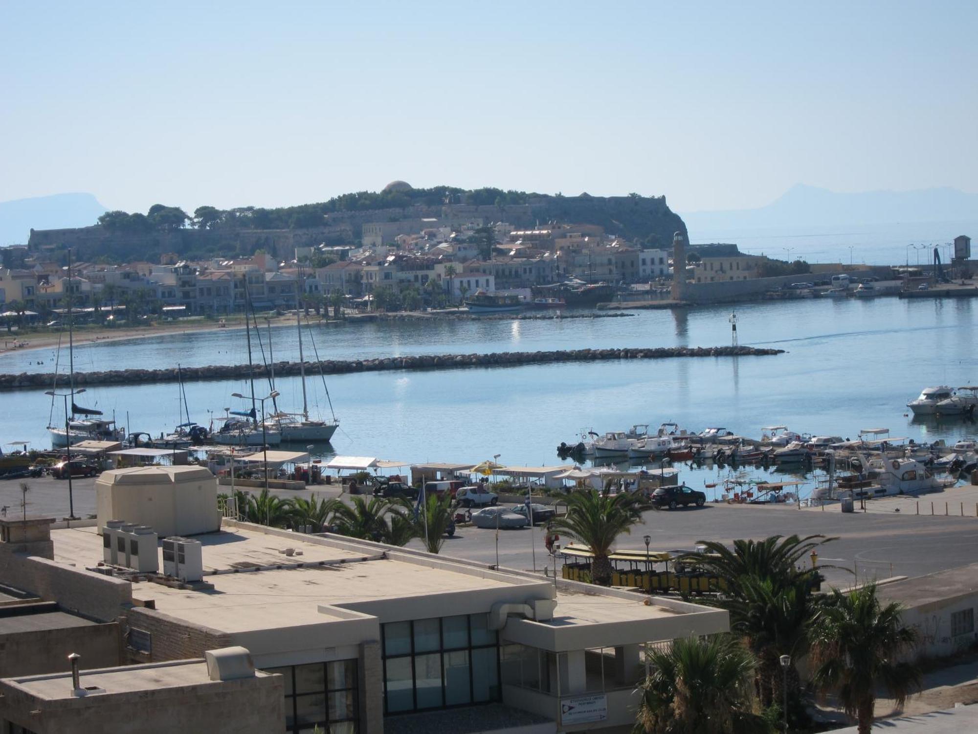 The Sea View Apartments Ретимно Екстериор снимка