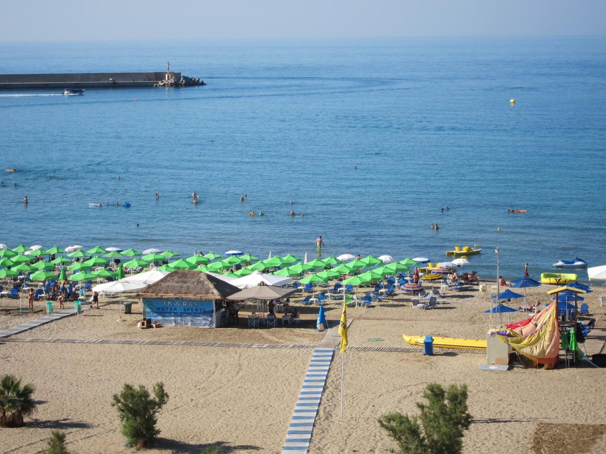 The Sea View Apartments Ретимно Екстериор снимка