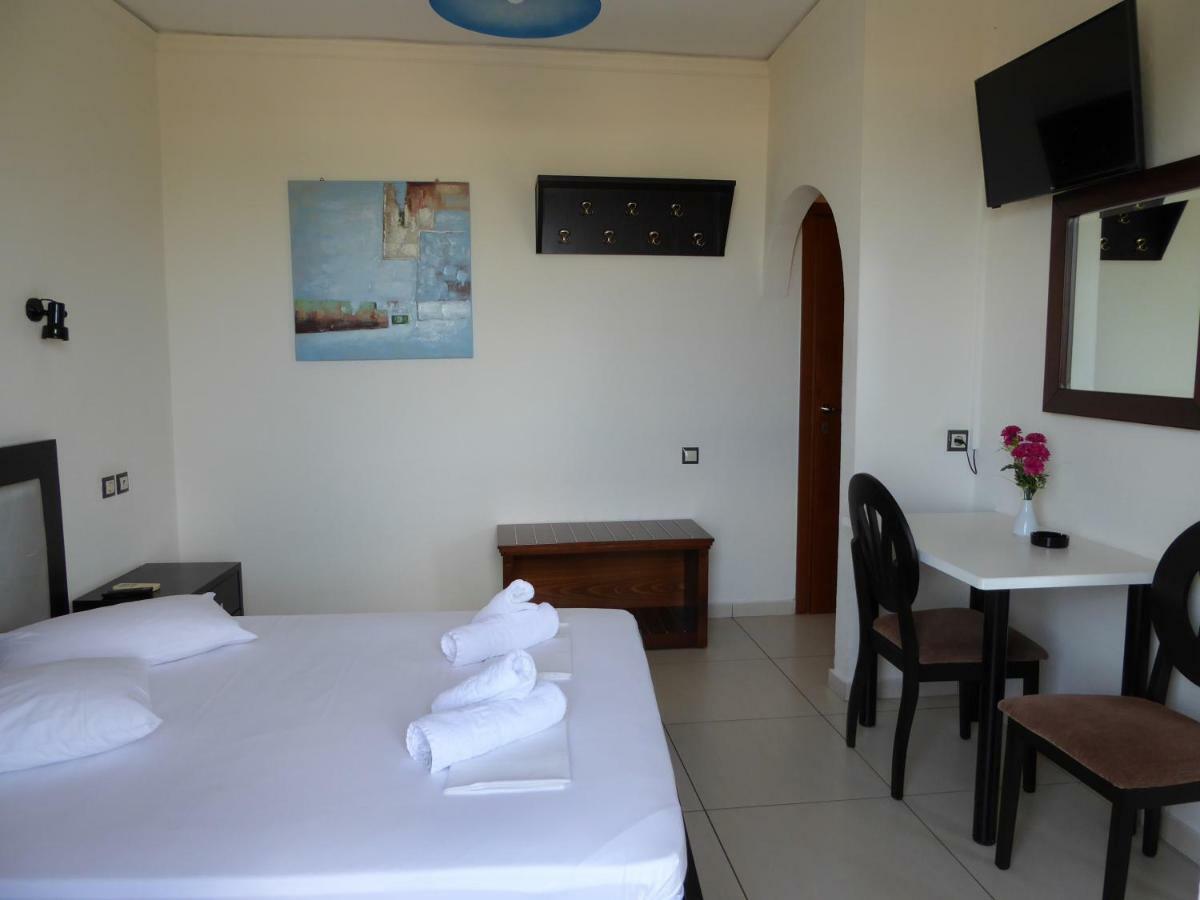The Sea View Apartments Ретимно Екстериор снимка